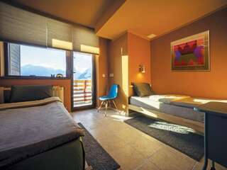 Отель Tsar Bani Spa Resort Гудаури Двухместный номер с 2 отдельными кроватями и видом на горы-3